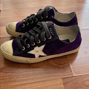 Golden Goose  V star purple 
Size 38